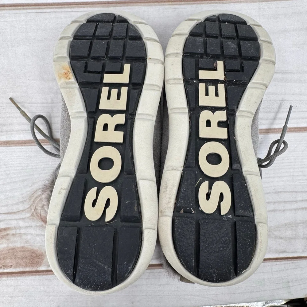 Sorel Explorer Joan Boots Gray Taupe Suede Faux Fur Lace Up Warm Winter Size 10